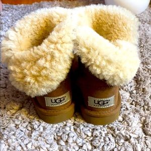Toddler Bailey Button Ugg Boots